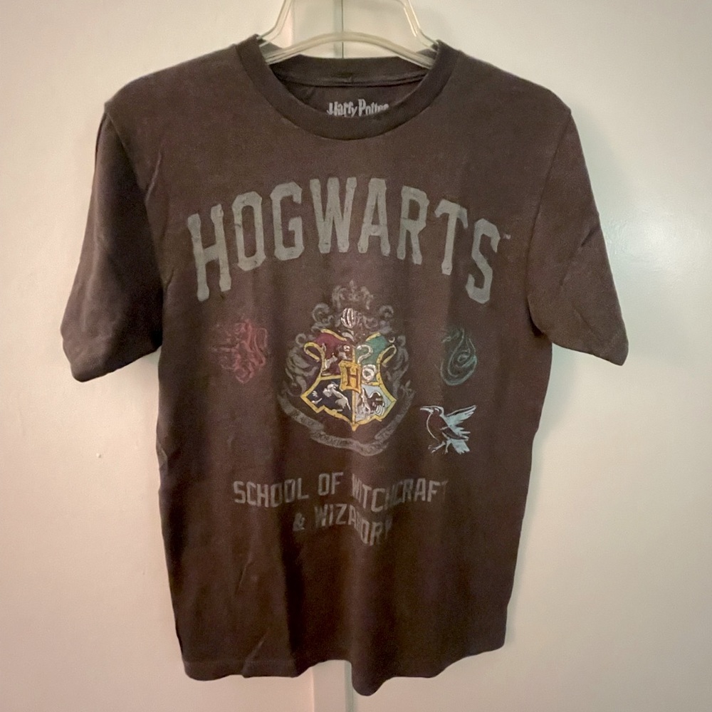 Unisex Hogwarts T-Shirt